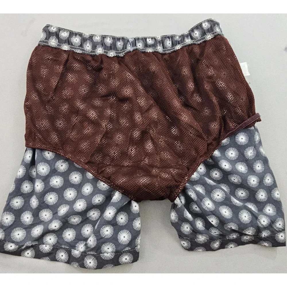 Tommy Bahama Relax trunks swimwear mens S Small pockets black white circles